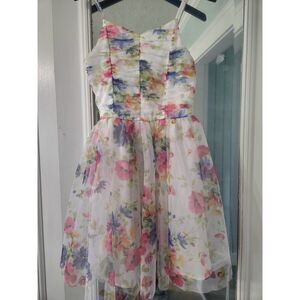Junior's  Zenzi girls' sleeveless floral dress. size 14/16